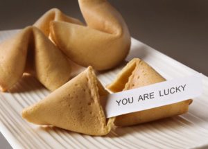 THE INVALUABLE WISDOM OF THE FORTUNE COOKIE